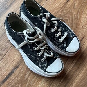 Women's run star hike low top